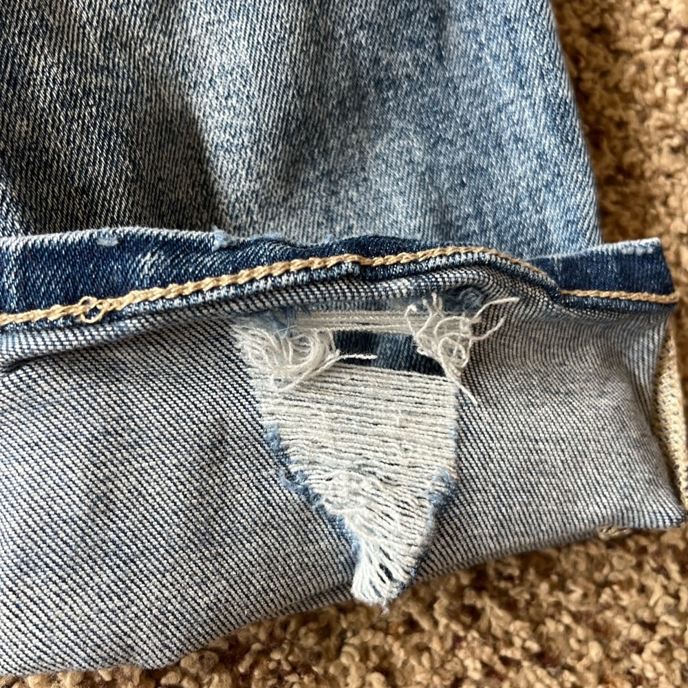 Maurice’s Ripped Jeans - Picture 5 of 10